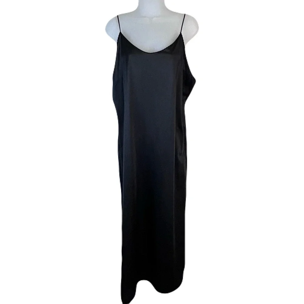Vanity Fair Long Full Slip Dress Size 40 Black Satin Nylon Vintage 90s USA